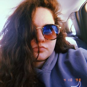 Meet your Posher, Tomi